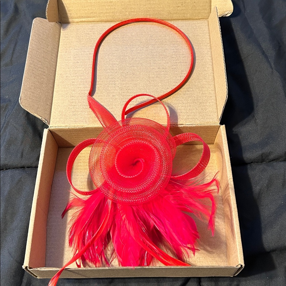Chic Red Feather Fascinator - Picture 6 of 7